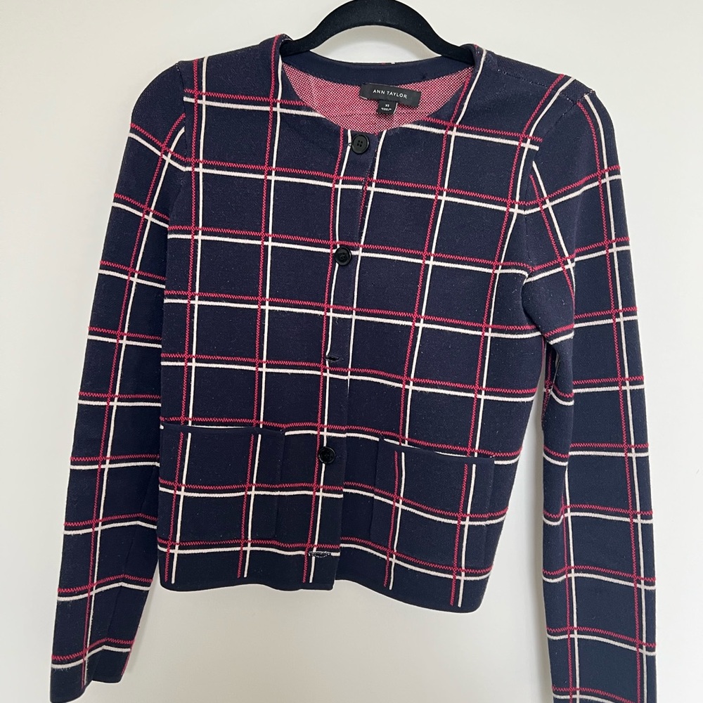 Ann Taylor Plaid Seasonless Yarn Cardigan